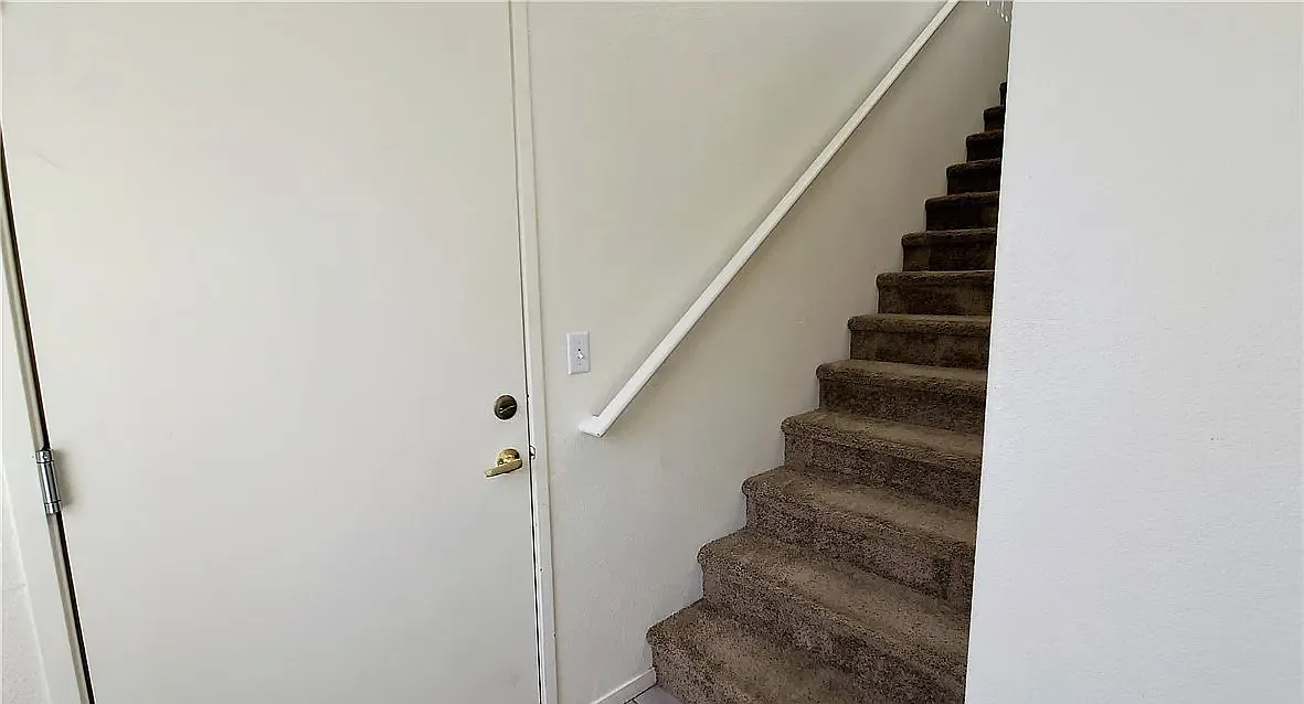 1 bed, 816 sqft, $1,395 — Photo 3