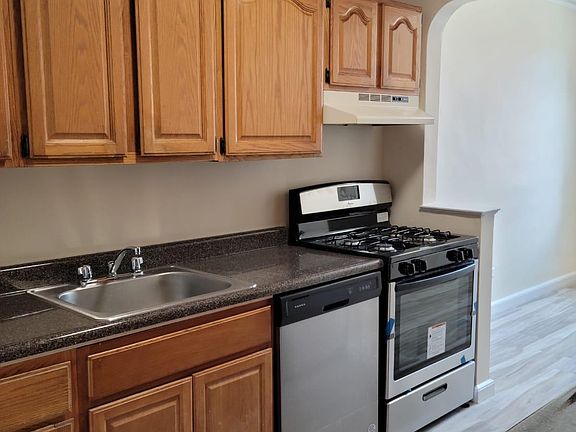 5th image of 2321 Morgan Ave