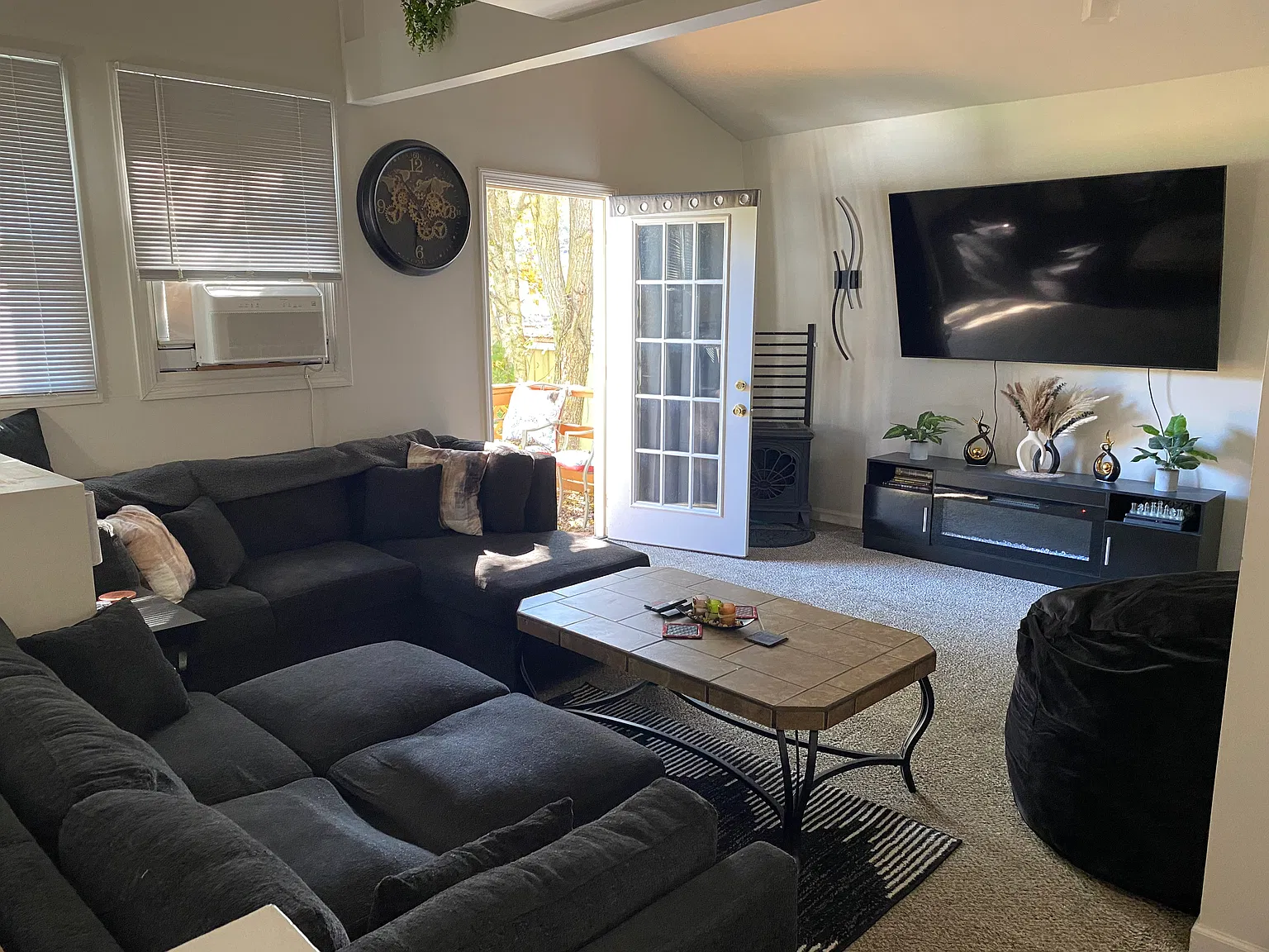 1 bed, 850 sqft, $1,800 — Photo 4