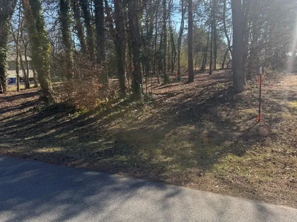 19 Sarah Dr #19, Denver, NC 28037