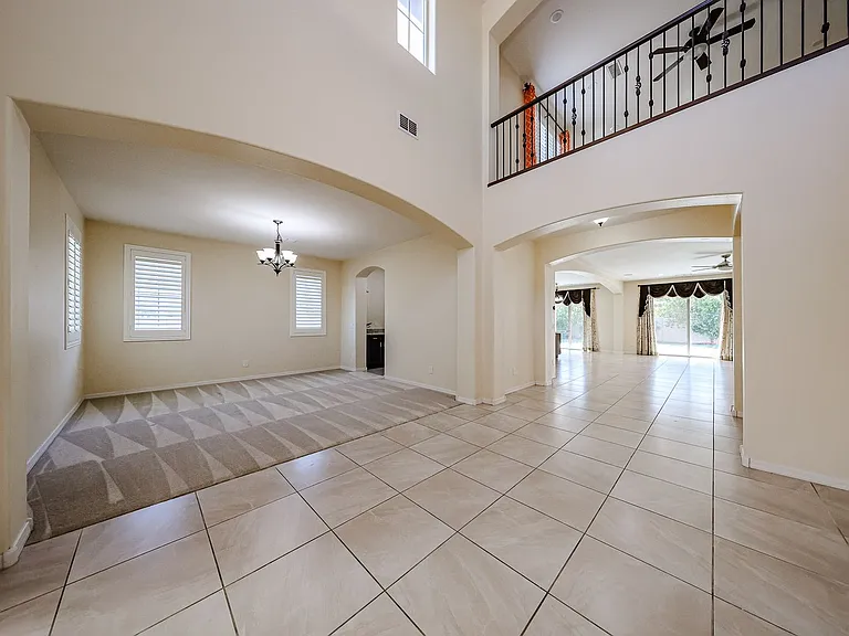 2545 E Ebony Dr — Photo 4