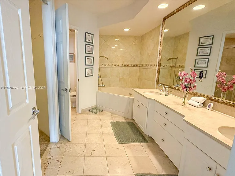 3370 Hidden Bay Dr #1814 — Photo 14