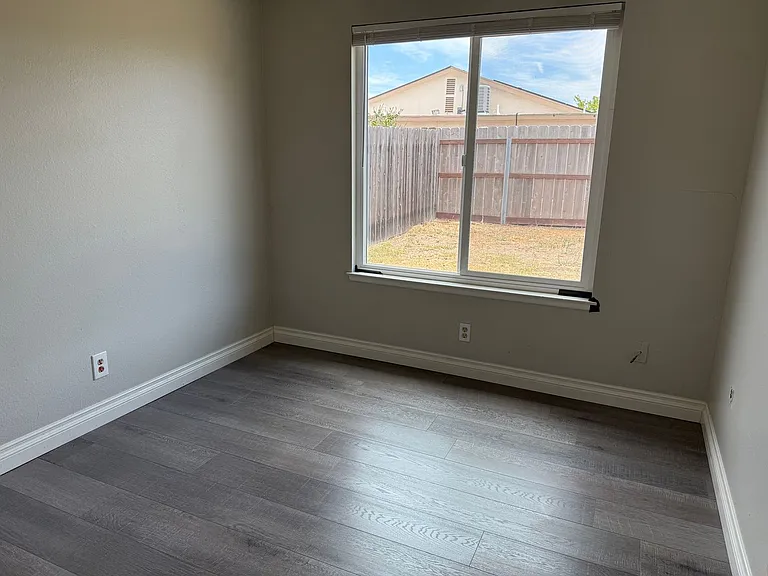 8631 Menkar Rd — Photo 13
