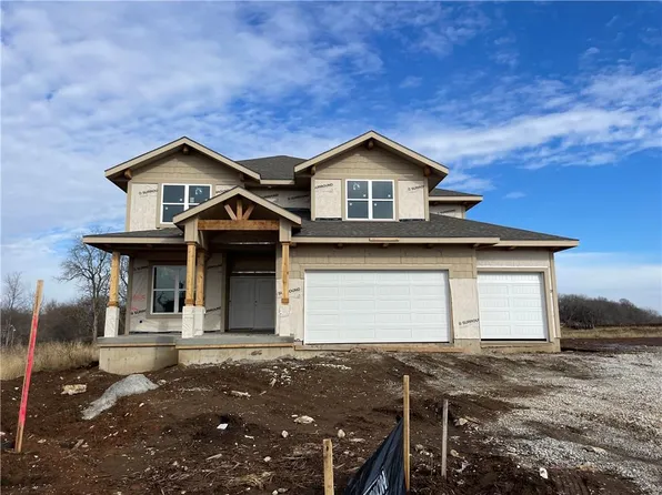 18485 Mohawk Ln, Overland Park, KS 66085