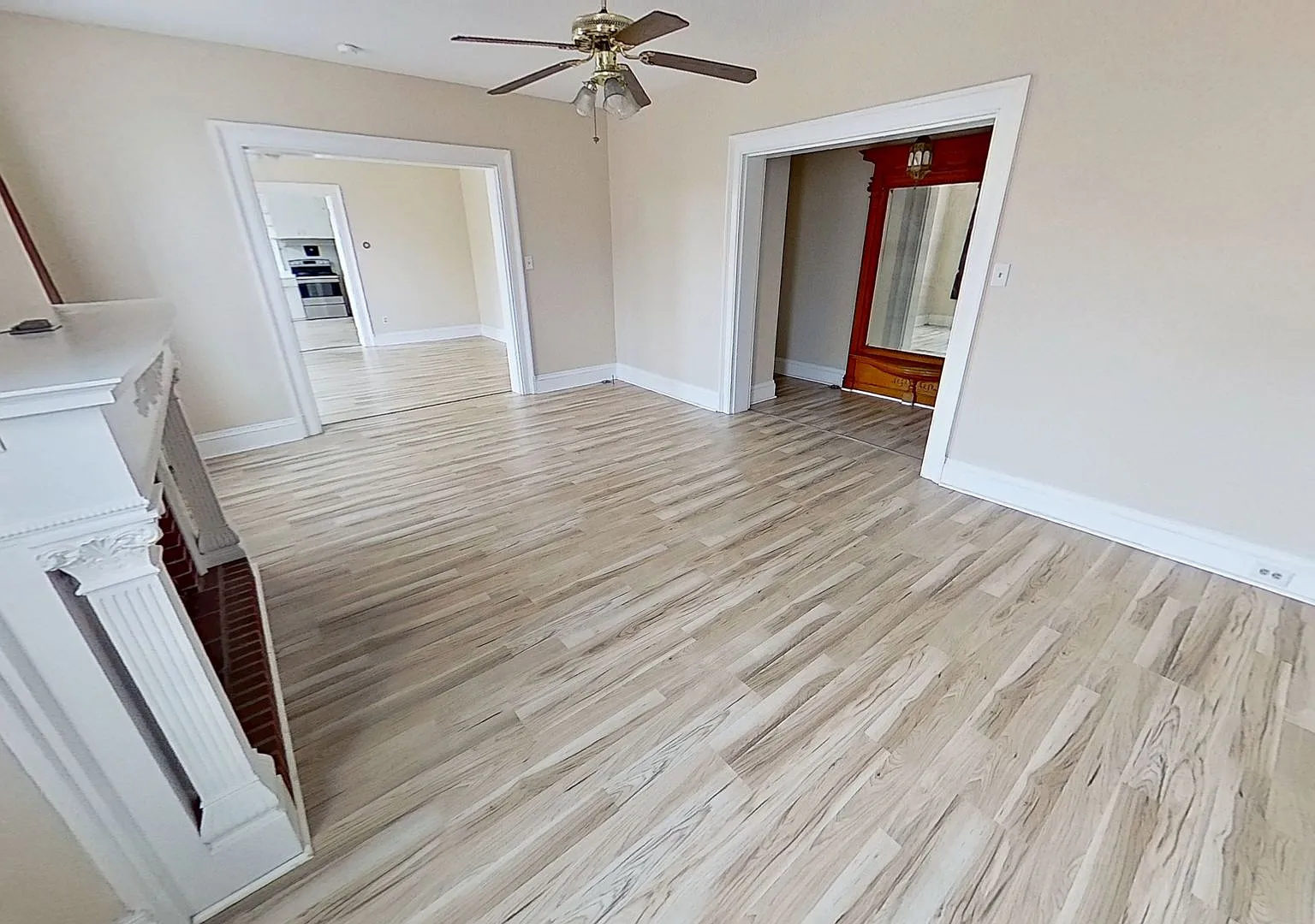 First Floor Apartment in Hanover — Photo 3