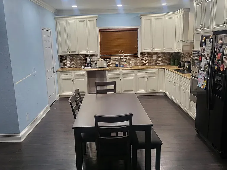 3110 North Blvd — Photo 1