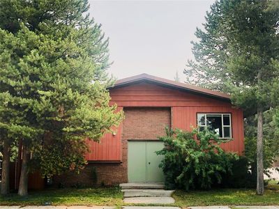 303 N Geyser St, West Yellowstone, MT, 59758