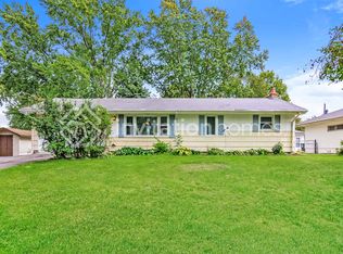 5900 Aquila Ave N, New Hope, MN 55428