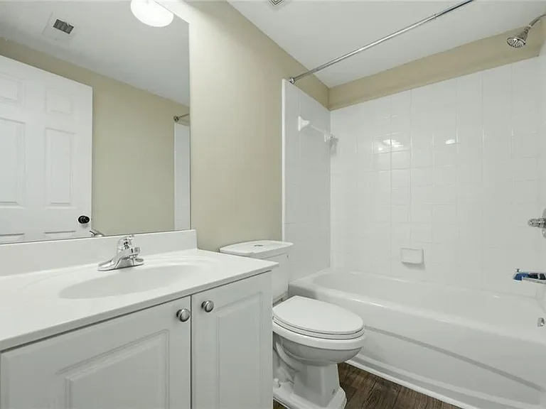 319 Creekbank Way SE — Photo 33