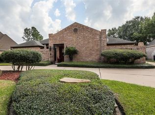 11615 Highgrove Dr, Houston, TX 77077