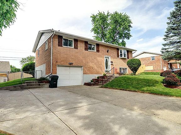2nd image of 1525 Mary Francis Ct