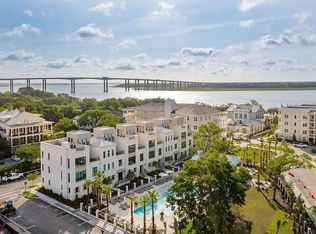 510 Helmsman St, Charleston, SC 29492