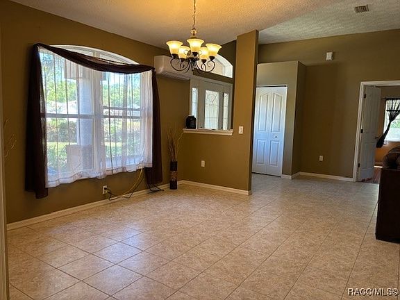 2nd image of 3316 W Babcock Pl