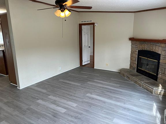 4th image of 2708 County Road 601