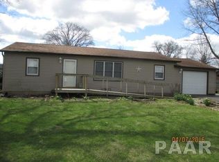 304 W Bishop St, Yates City, IL 61572