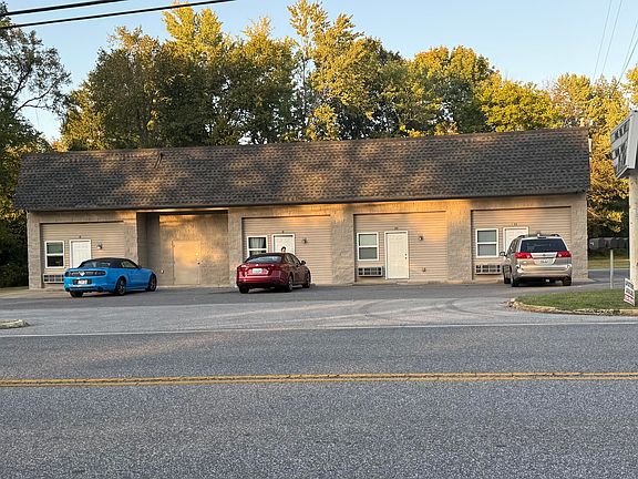 2nd image of 6710 Benton Rd