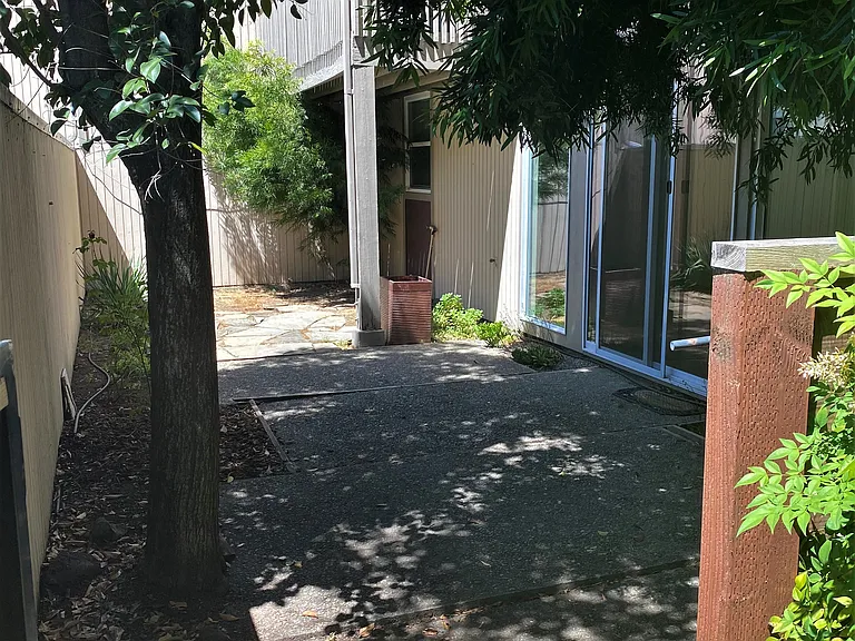 1770 San Miguel Dr — Photo 10