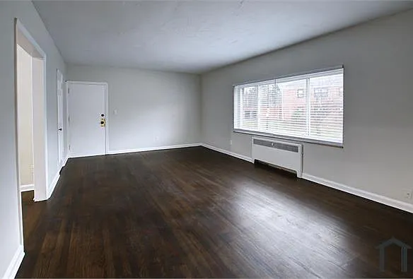 1 bed, 850 sqft, $1,291 — Photo 1