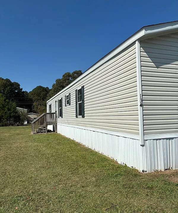 134 Weaver'S Cir #134