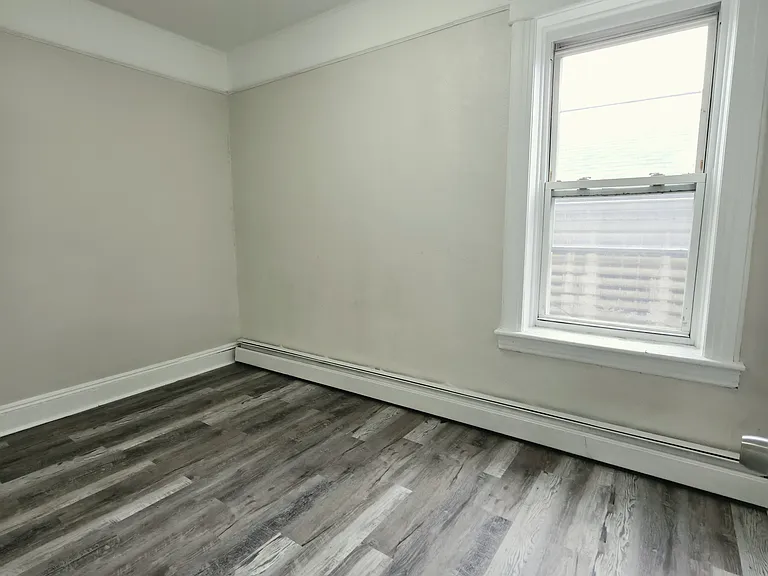 938 W Side Ave #4 — Photo 2