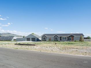 837 Frontage Rd, Wells, NV 89835
