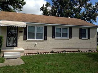 1607 Lyontine Ln, Portsmouth, VA 23701