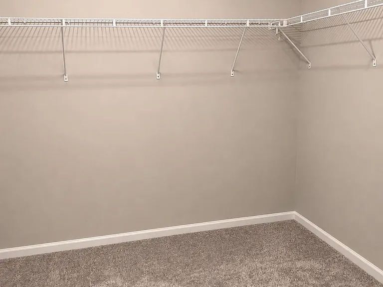 641 McCarley Downs Dr — Photo 32