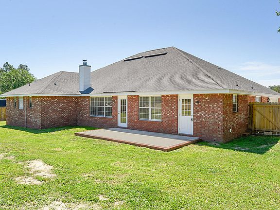 4th image of 10237 Lake Forest Dr