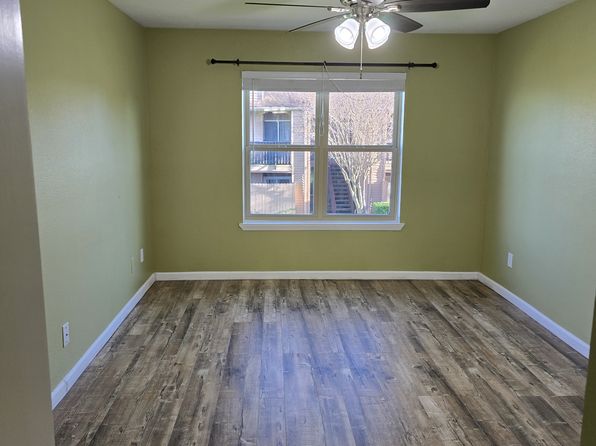 10555 Turtlewood Ct Unit 1005