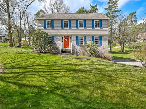 9350 Ridgefell Ave, Pittsburgh, PA 15237