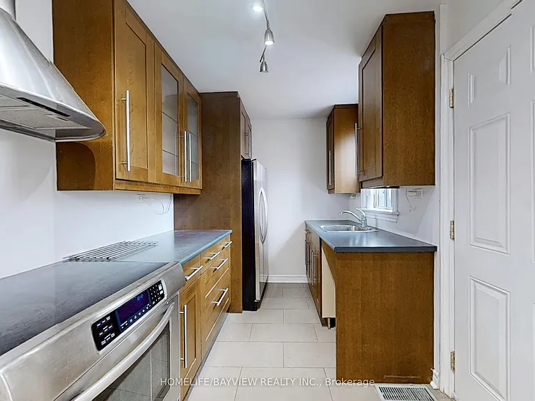 60 Bevdale Rd — Photo 7