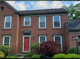 1979 Crescent Ter, Crescent Springs, KY 41017