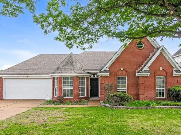 7234 Fox Creek Dr, Olive Branch, MS 38654