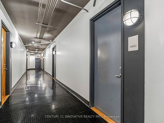 5th image of 160 Baldwin St #420