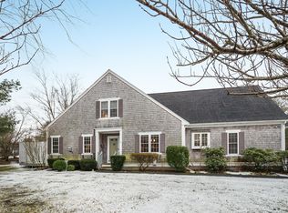 41 Stratford Rdg, Mashpee, MA 02649