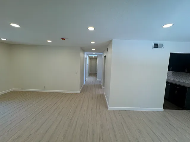 1126 Steinway Ave — Photo 17