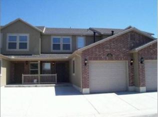 2452 N Wellington Dr, Harrisville, UT 84414