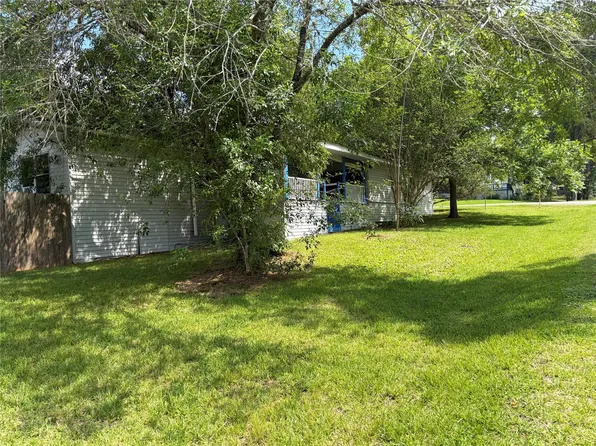 13724 Brigadier Dr, Willis, TX 77318