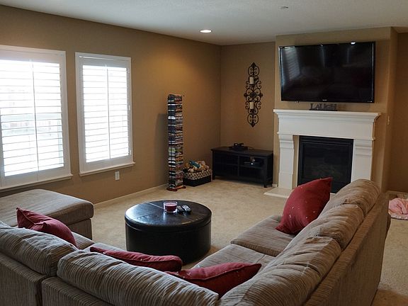 5th image of 605 Blue Ash Ct