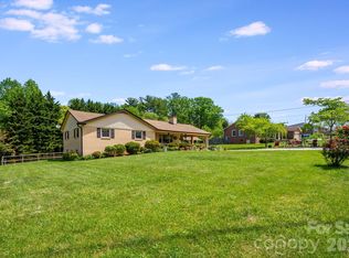458 Beach Dr, Hendersonville, NC 28792