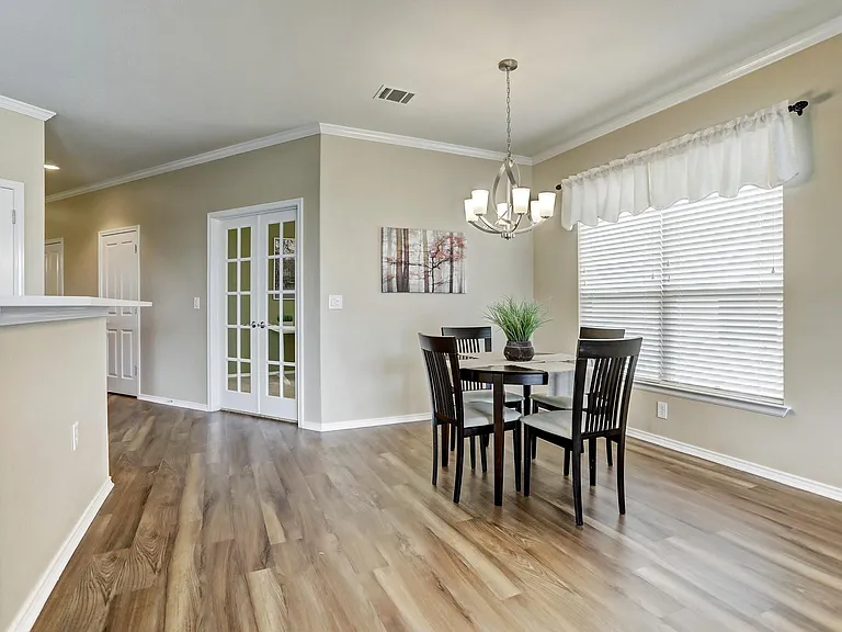 204 Monument Hill Trl — Photo 8
