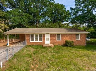41268 Kings Rd, New London, NC 28127