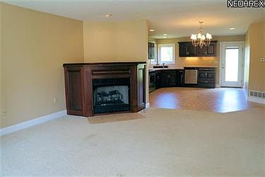 4th image of 150 Bailey Ct
