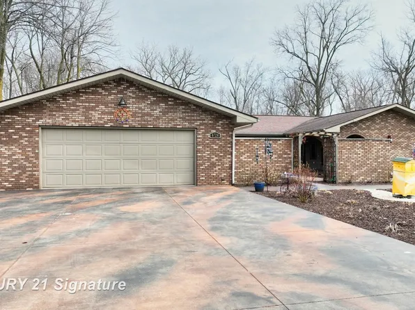 6728 N River Rd, Freeland, MI 48623