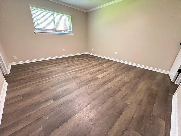 4526 McCleester Dr — Photo 15