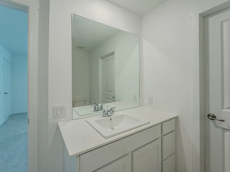 10839 Bernal Cv — Photo 9
