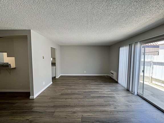 5th image of 4321 Green Ave APT 3