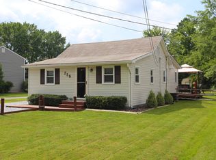 719 Masons Beach Rd, Deale, MD 20751