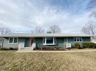 6203 Groveland Dr, Fort Wayne, IN 46835