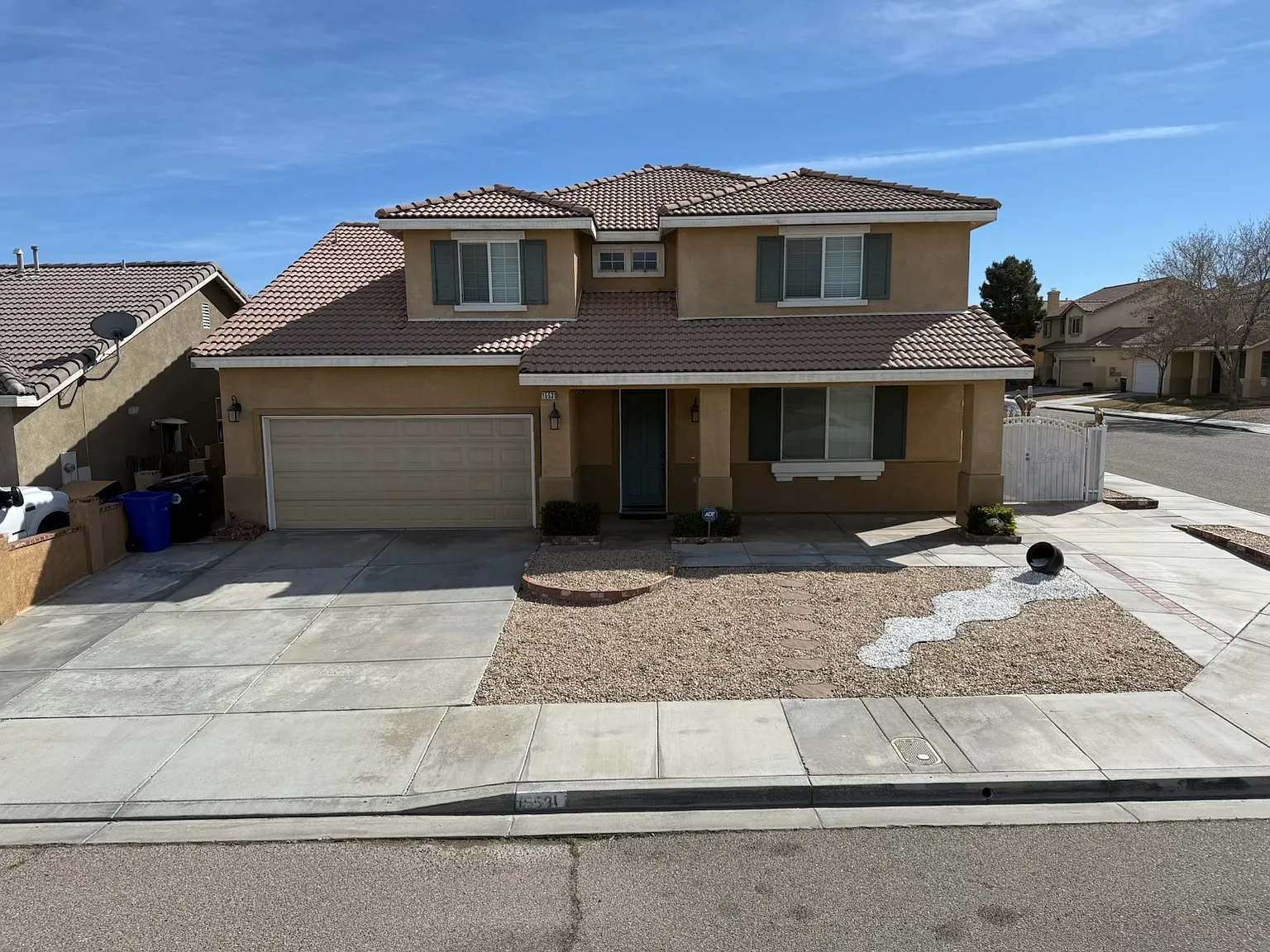 Cabazon St, Victorville — Photo 2